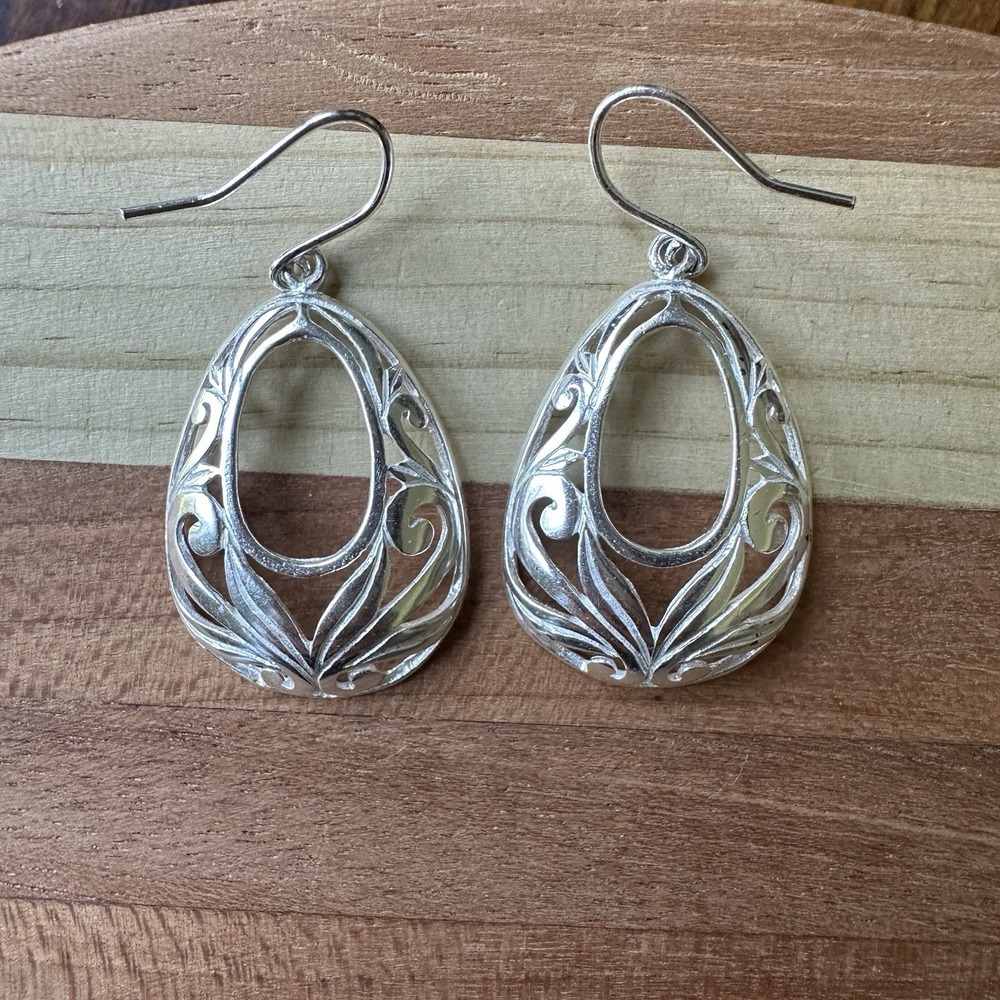 Jezlaine Hook Dangle Earrings 1.5 Inch Floral Open Filigree 925 Sterling 4.1g